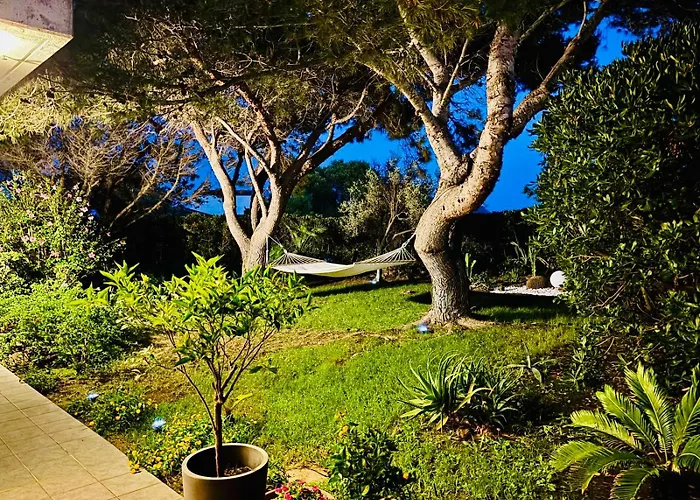 Luxury House With Sea View Villa *